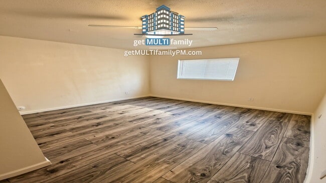 Building Photo - 7120 N 66th Dr