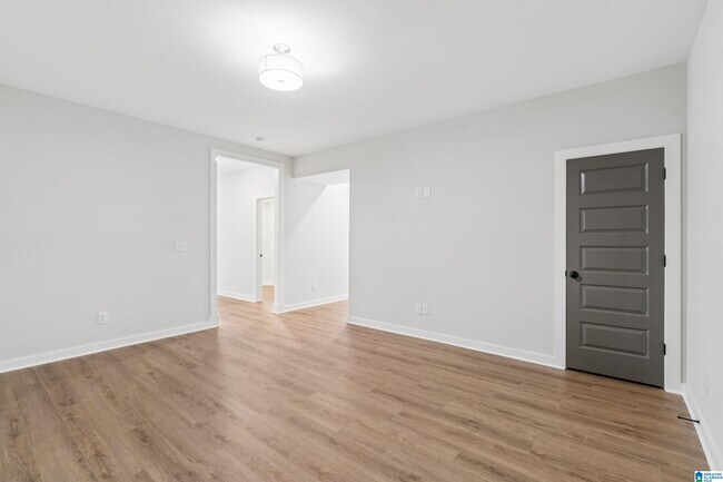 Building Photo - 4780 Silas Ave