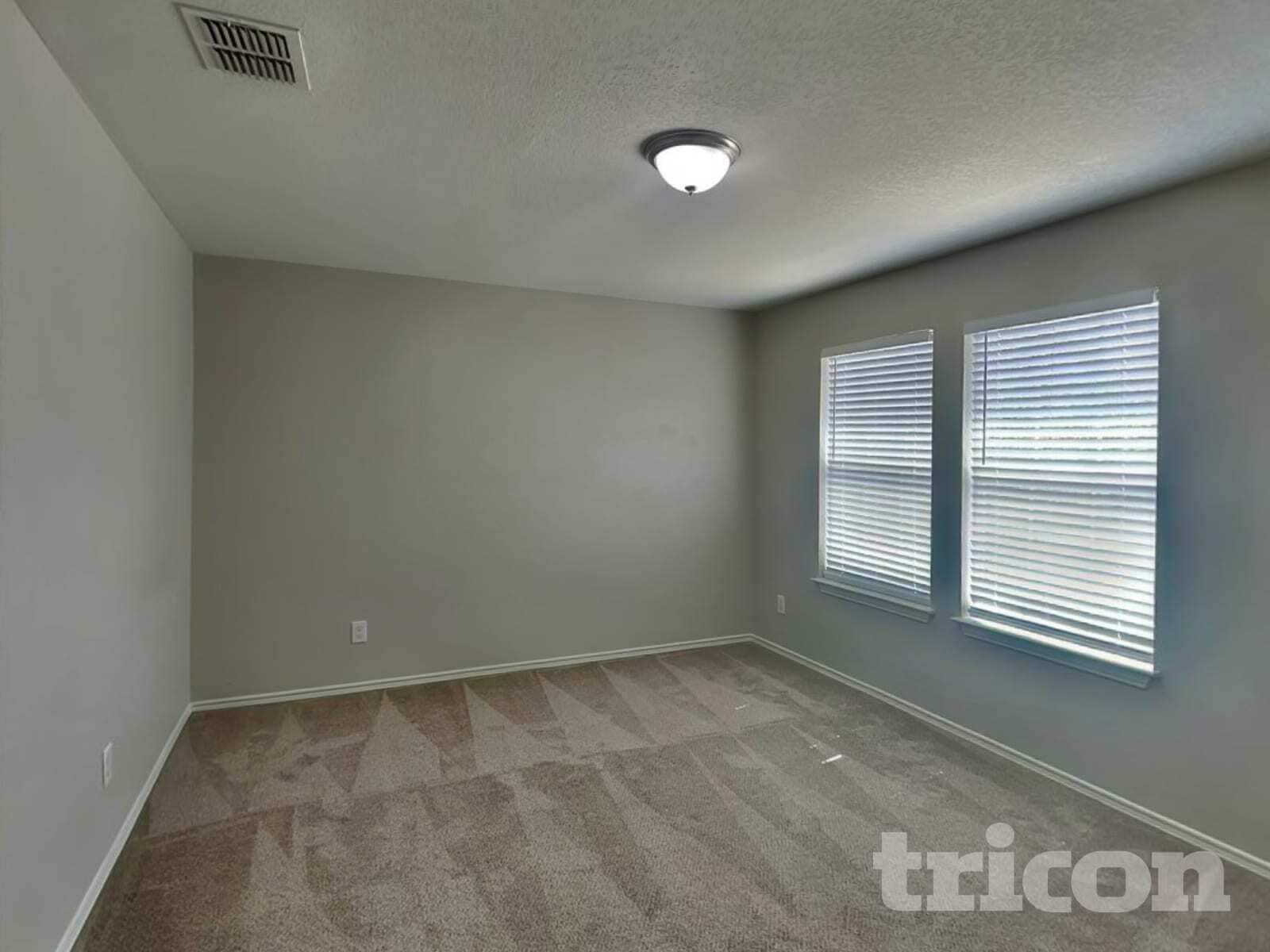 Building Photo - 160 Hinge Path