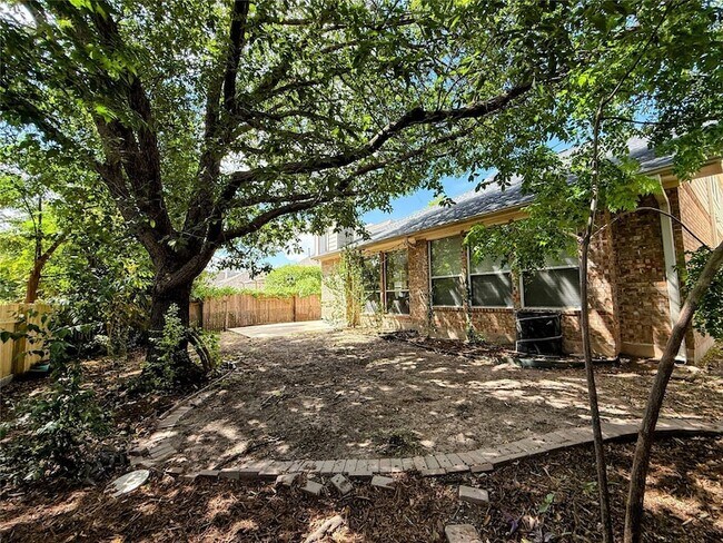 Building Photo - 1624 Maize Bend Dr