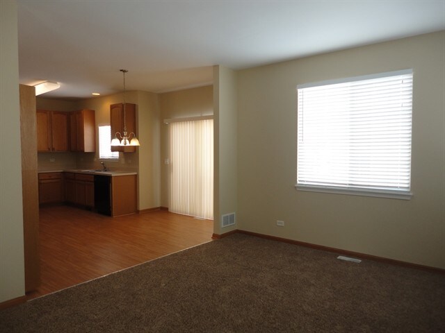 Building Photo - 1204 Stonecrop Ln