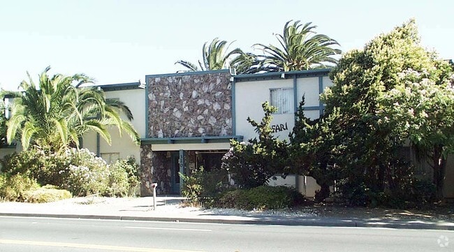 Primary Photo - Blue Sky Apartments