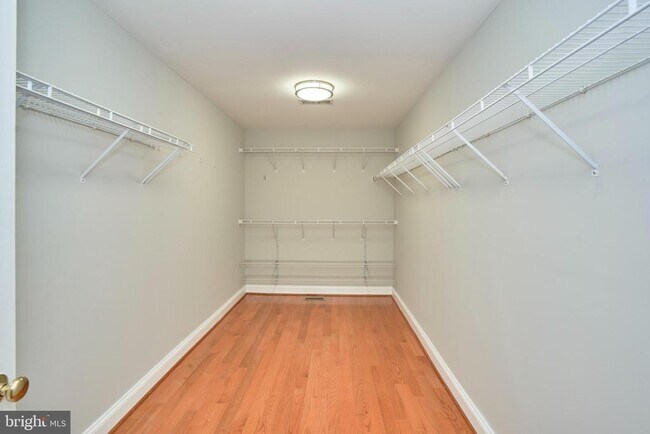 Building Photo - 22746 Oatlands Grove Pl