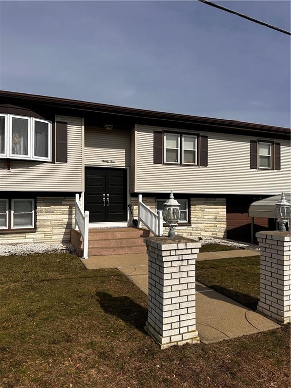 Building Photo - 24 Lewis St