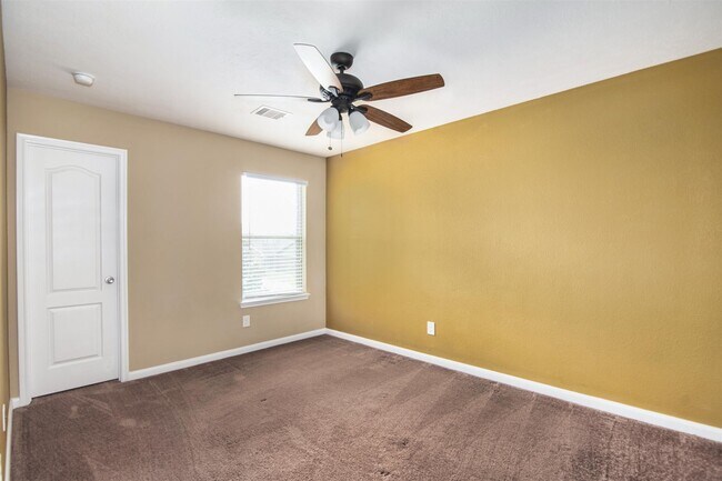 Building Photo - 10447 Harbor Canyon Dr