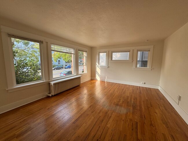 Building Photo - Stephens Properties 1301