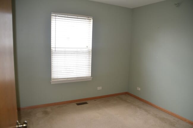 Building Photo - 2503 Dickens Dr