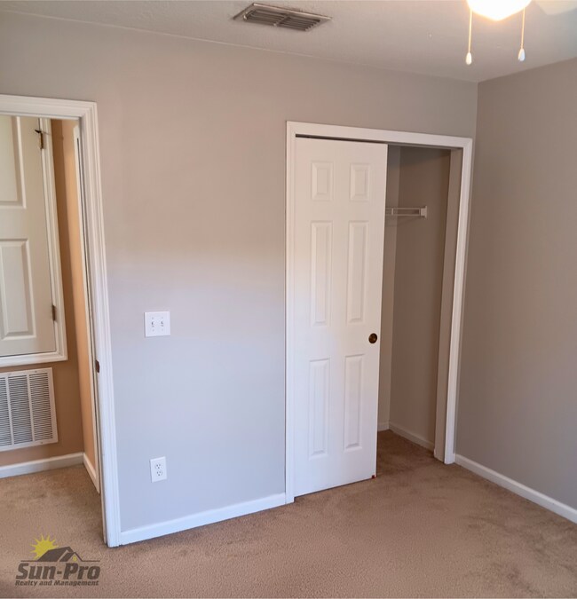 Building Photo - 601 Mount Olympus Blvd