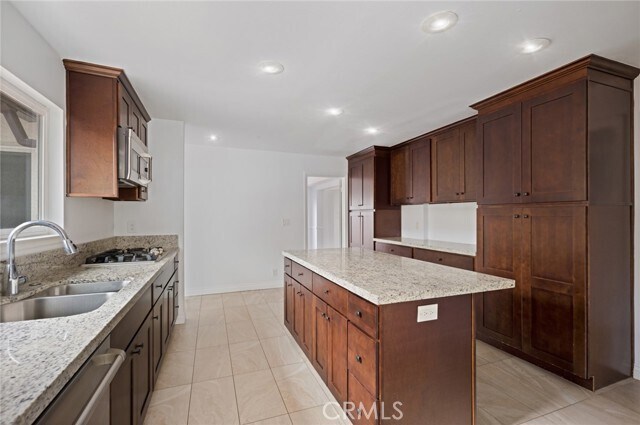 Building Photo - 1300 Antigua Way