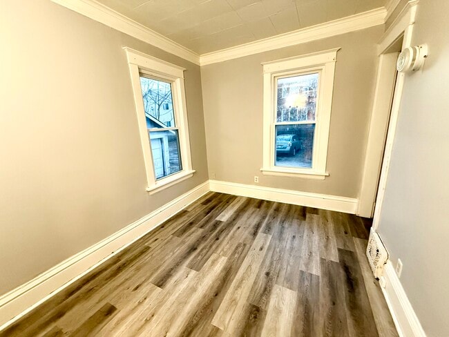 Building Photo - 1809 60th St