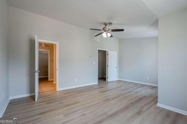 Building Photo - 3176 Creston Park Ct