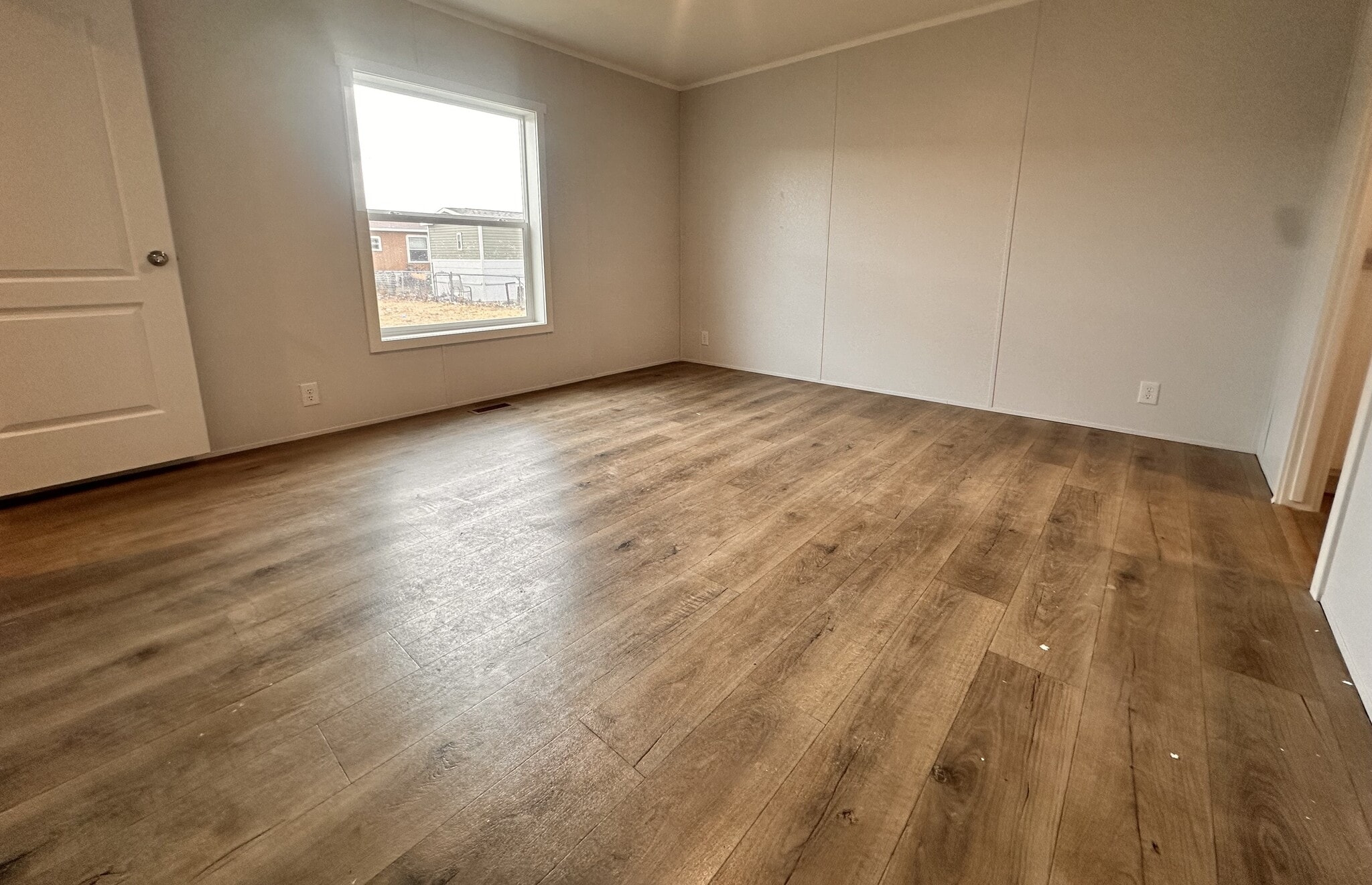 Building Photo - 30 Lapin St