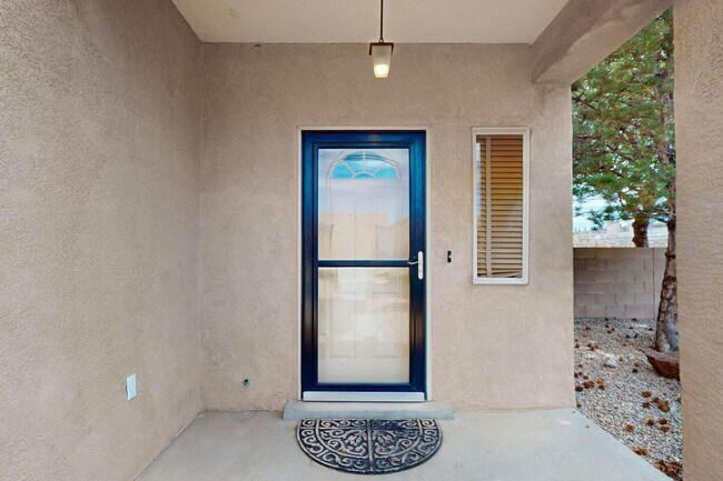 Building Photo - SE Rio Rancho 3 Bedroom  2 bath  2 car garage