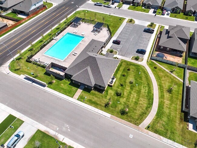 Building Photo - 6910 Kate Reed Dr