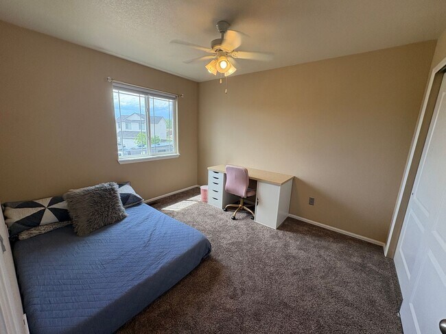 Building Photo - Beautiful 4 Bed 3 Bath in Fountain!!!