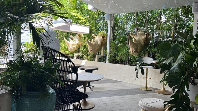 Building Photo - 121 NE 34th St