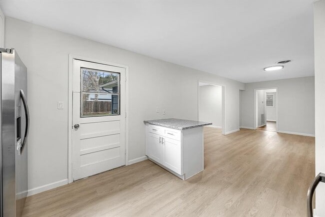 Building Photo - 7150 Carvel Ln