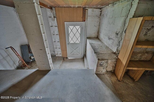 Building Photo - 189 Johnson St