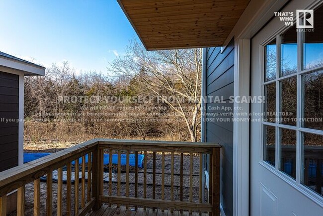 Building Photo - 1003 Lamarie Heights, Fayetteville AR 72704