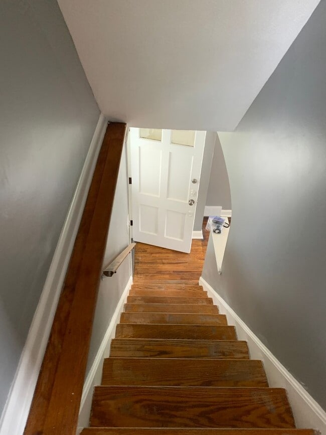 Building Photo - Coming Soon !3 Bedroom, Garage June 6th