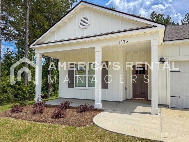 Building Photo - DEPOSIT PENDING! Coming Soon! Available to...