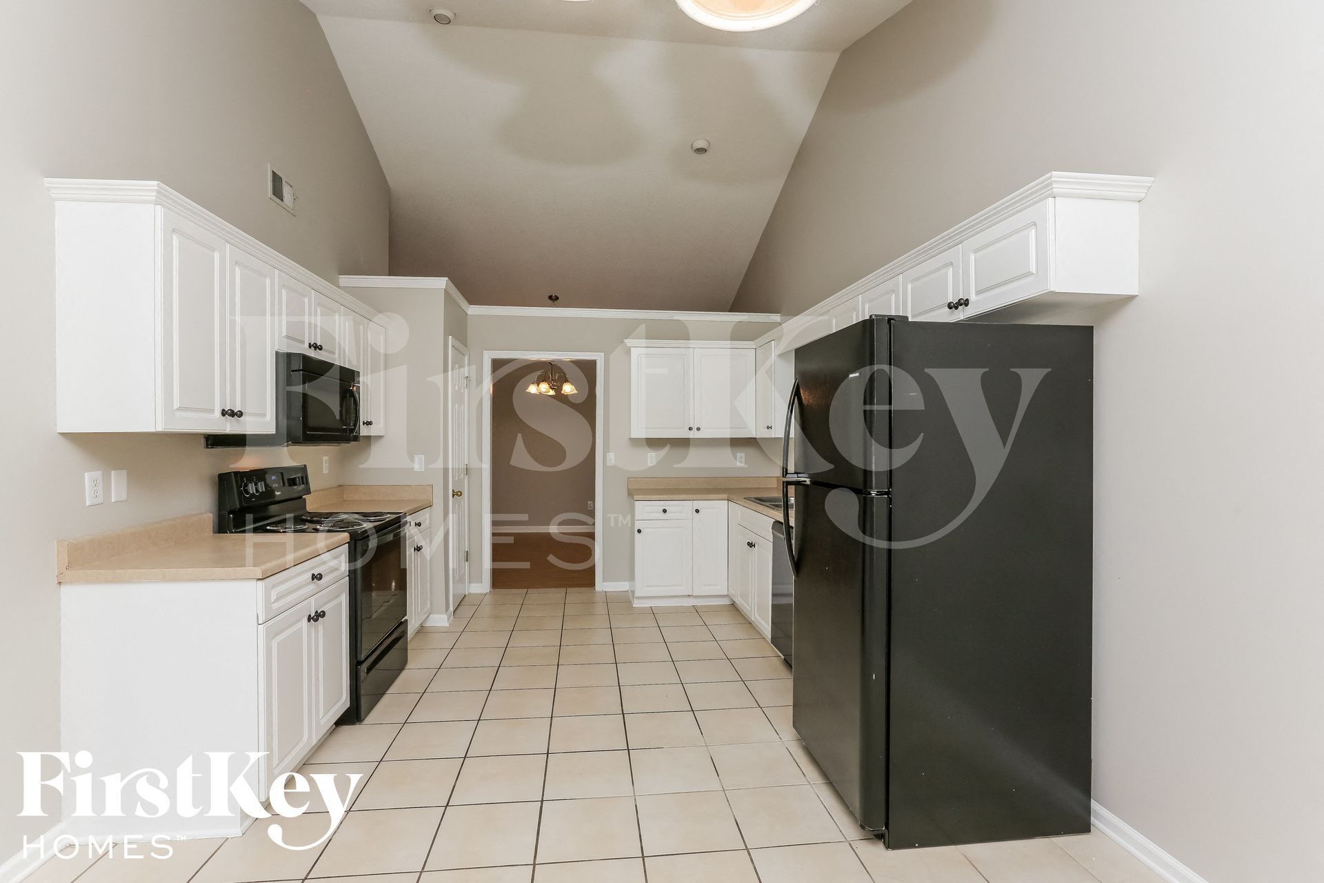 Building Photo - 200 Summer Hill Dr