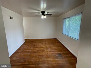 Building Photo - 500 17th St NE