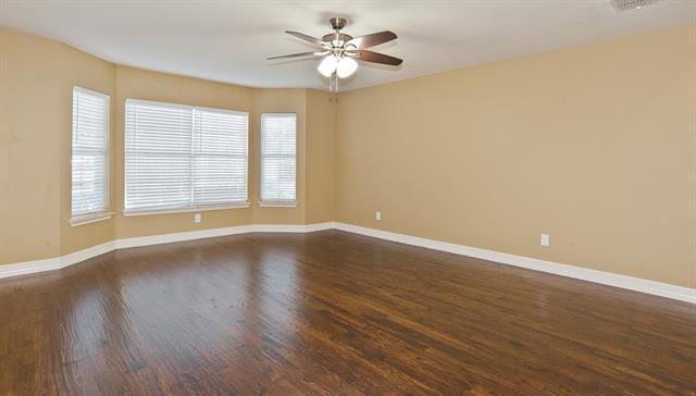 Building Photo - 318 Kissimmee Dr