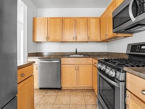 Building Photo - 163 St Nicholas Ave