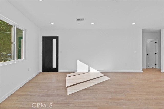 Building Photo - 6842 Cedros Ave