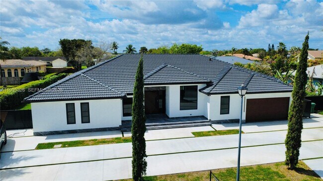 Building Photo - 19880 SW 134th Ave