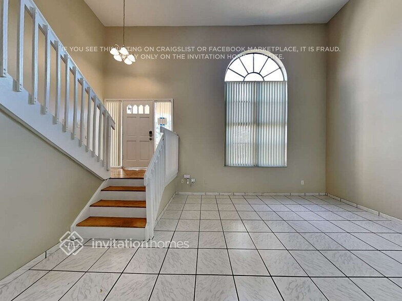 Building Photo - 15520 Briarwood Manor