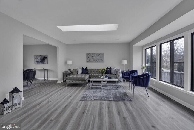 Building Photo - 10422 Woodbury Woods Ct