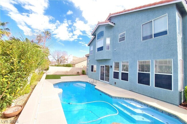 Building Photo - 8272 Tibana Way