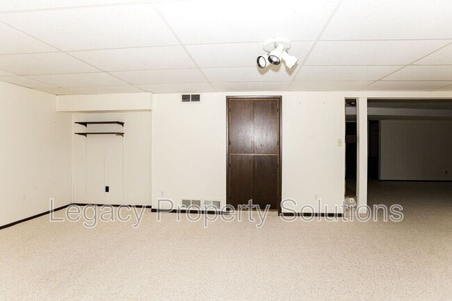 Building Photo - 601 W Interstate Ave