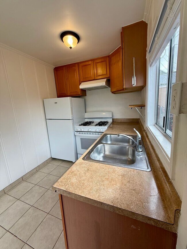 Building Photo - 4315-4315 Maryland St