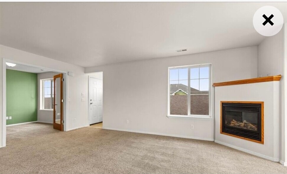 Building Photo - 1120 Longbow Ln