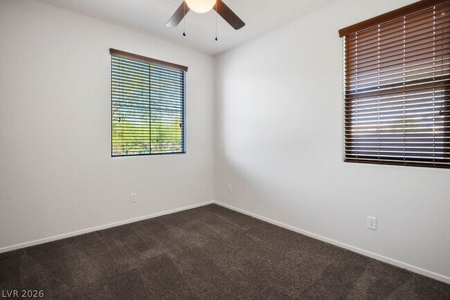Building Photo - 4032 Little Bay Ave