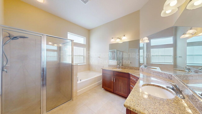 Building Photo - 4786 Yacht Ct