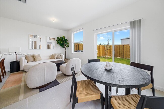 Building Photo - 33762 SW 194th Pl