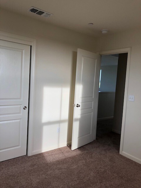 Building Photo - 4362 Strathmore Pl