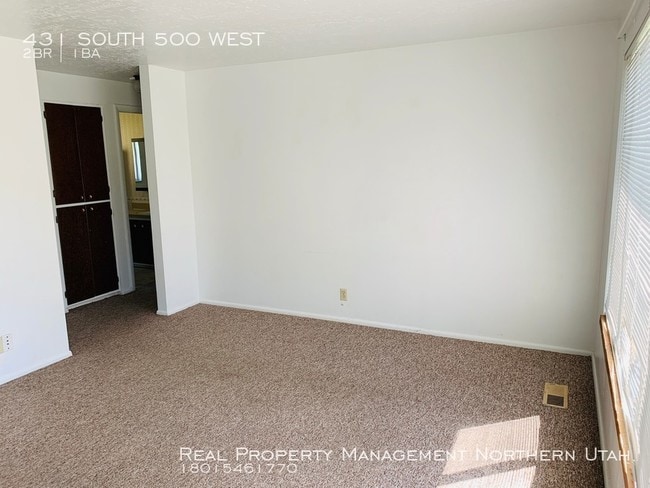 Building Photo - 2 Bedroom 1 Bath Brigham Duplex.