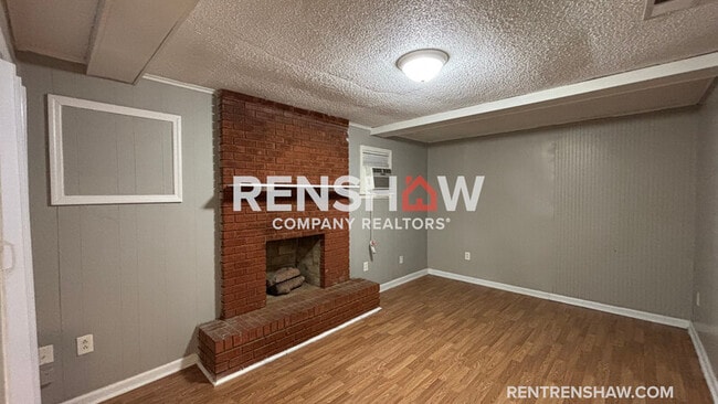 Building Photo - 5022 Byron Rd