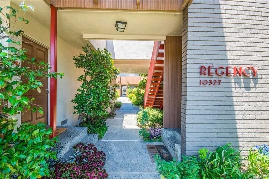 Primary Photo - 10327 Downey Ave.