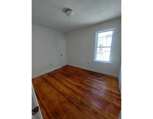 Building Photo - 11 Groveland St