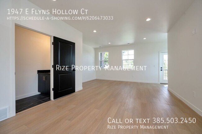 Building Photo - 1947 Flyns Hollow Ct