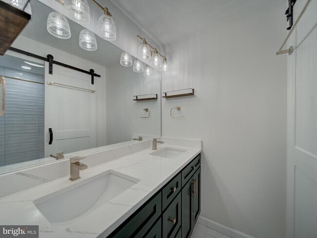 Building Photo - 6191 Little Valley Way