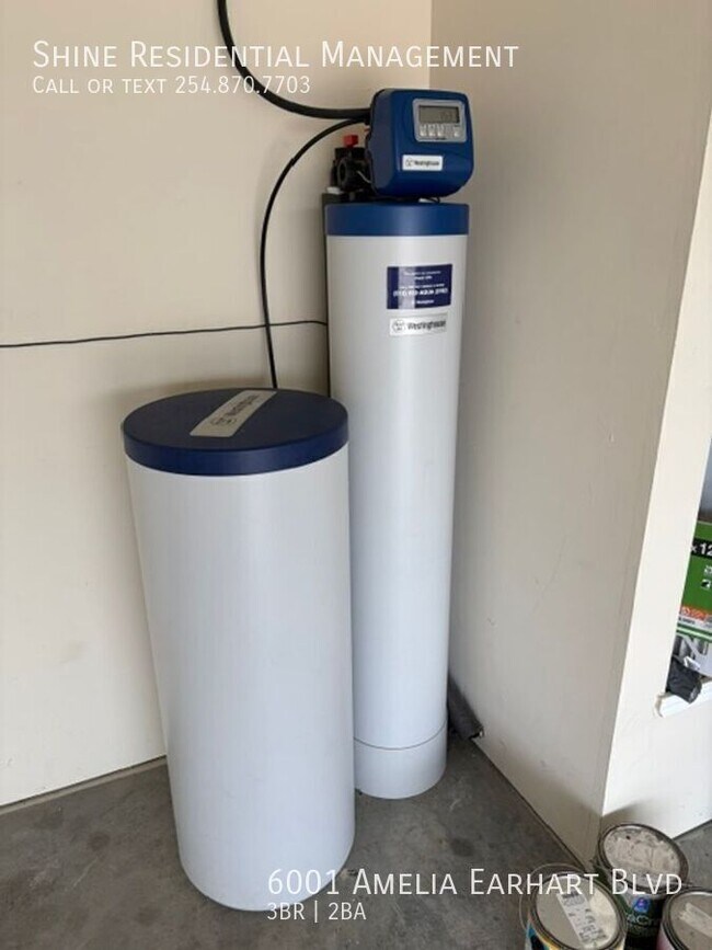 Building Photo - 6001 Amelia Earhart Blvd