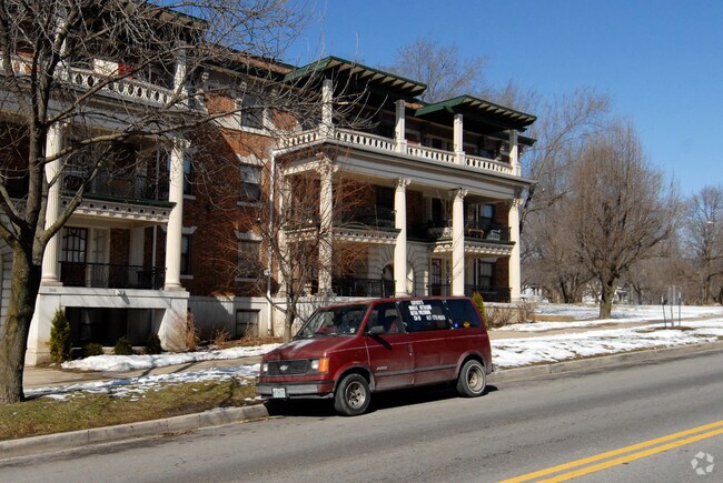 Primary Photo - Dorson Apartment