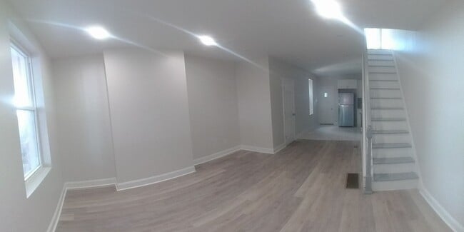 Building Photo - Brand New home!!